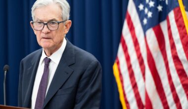 Federal Reserve live coverage: Fed holds interest rates steady amid political pressure - Yahoo Finance