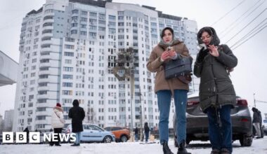 Ukraine sees quieter night as Trump says Putin will not attack its cities - BBC