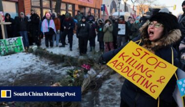In Minneapolis, resistance to ICE hardens after agents kill another US citizen