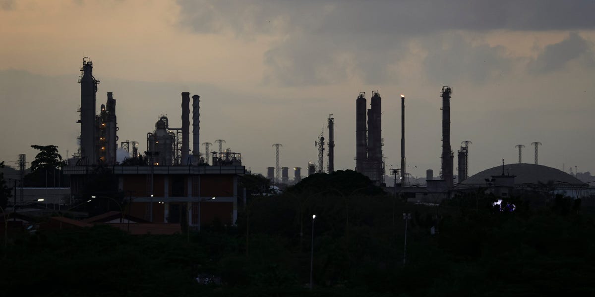 Top Oil Reserves by Country and Where Venezuela Ranks