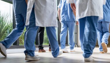 Job Market Winners, Losers: Healthcare, Federal, Young Job Seekers