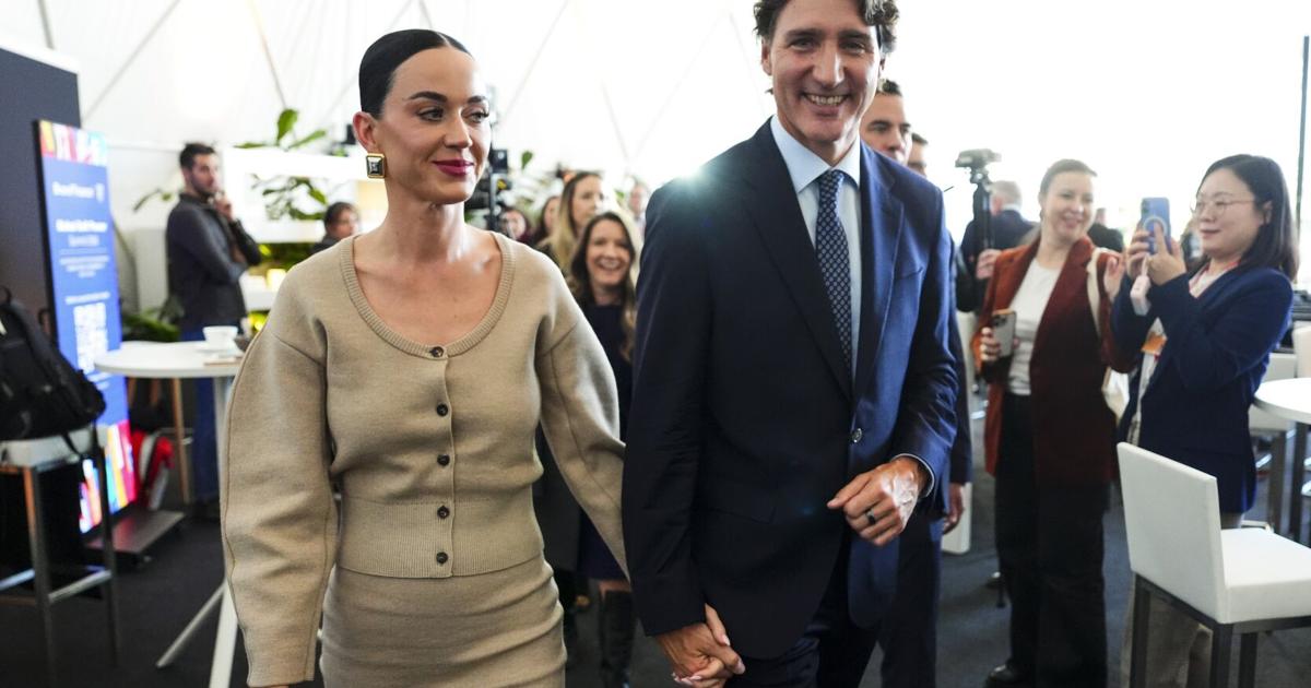 Justin Trudeau makes formal appearance in Davos with Katy Perry - thestar.com