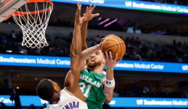 Former Gonzaga stars play role in Lakers' win over Dallas