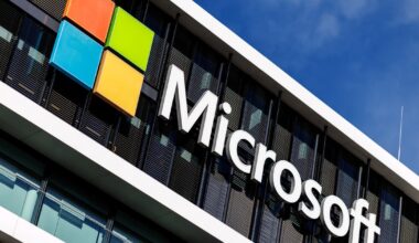 Microsoft Plunges, Meta Rallies As Investors Demand AI Payoffs