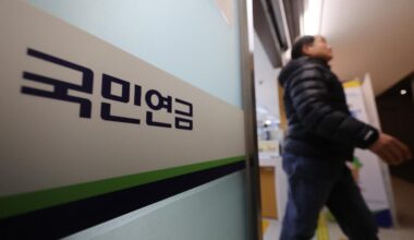 Decent retirement life for 2 costs at least $2,074 a month: report