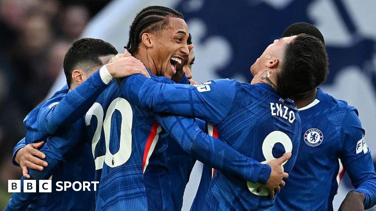 Chelsea 2-0 Brentford: Joao Pedro and Cole Palmer score for Blues