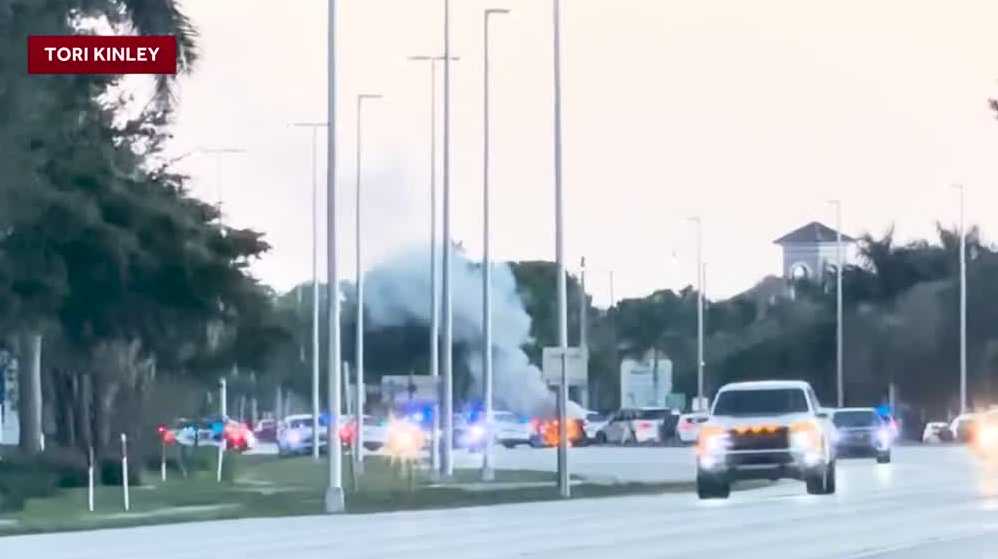 2 hospitalized after fiery crash on US-41 near Coconut Point in Lee County