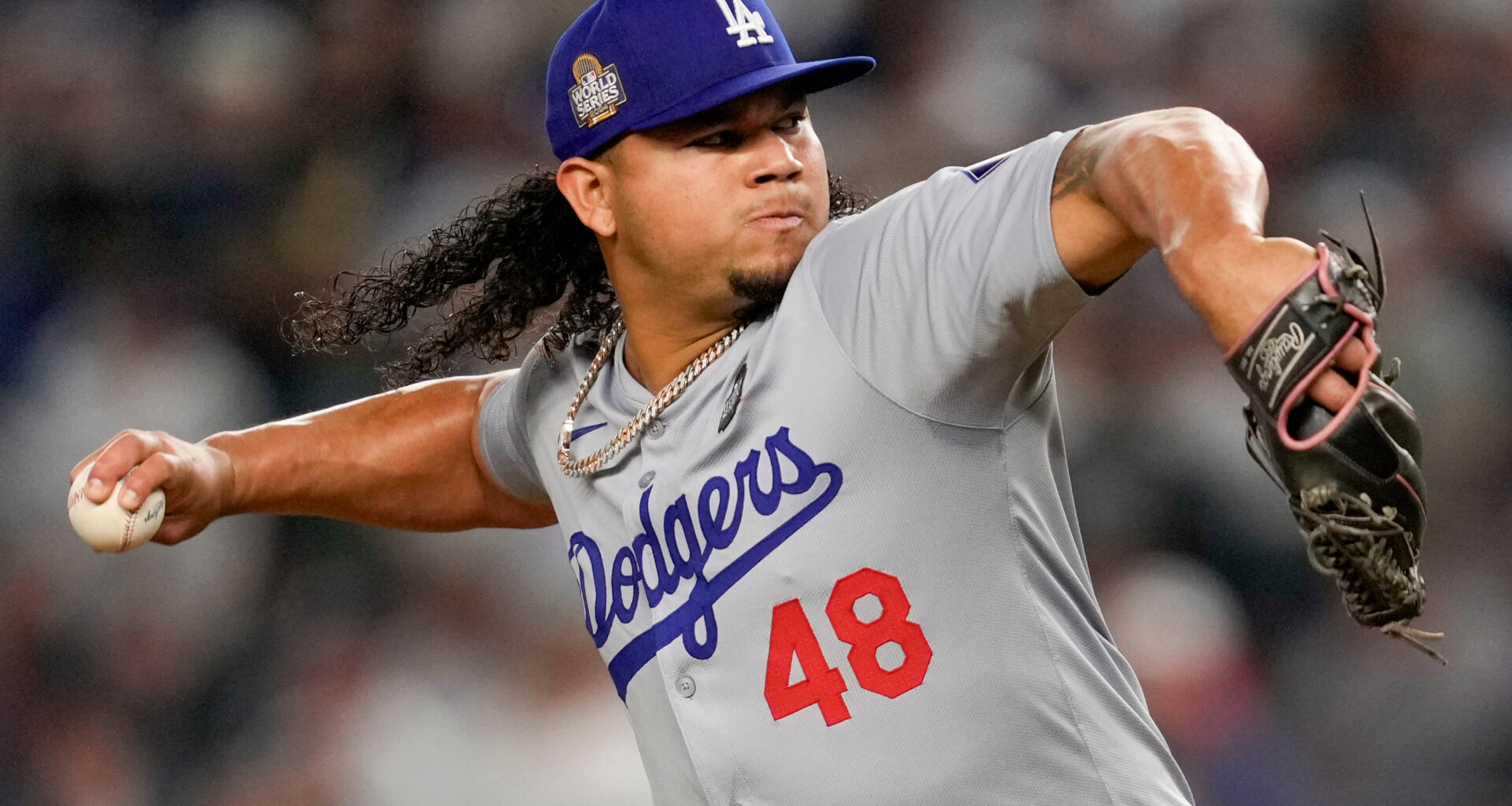 Graterol, Garrett and Wesneski agree to contracts, leaving 166 set to swap salaries with teams