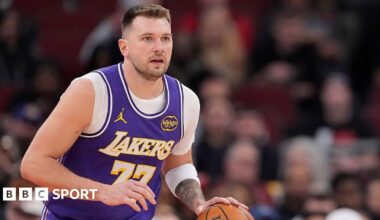 Luka Doncic of the LA Lakers dribbles the ball against the Chicago Bulls