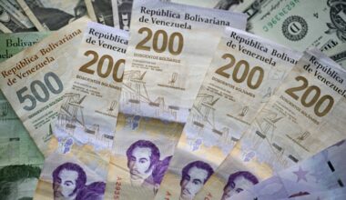 In Venezuela, price of US dollar up 479 percent in a year