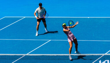 Gadecki and Peers continue AO mixed doubles defence