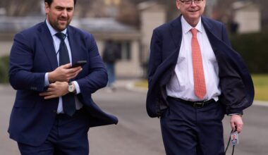 Bond yields jump after Trump hints Hassett won't be named Fed chair as Wall Street eyes hawk Warsh