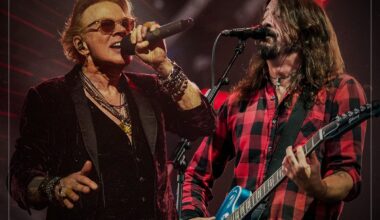 The one singer Dave Grohl and Axl Rose both called the greatest