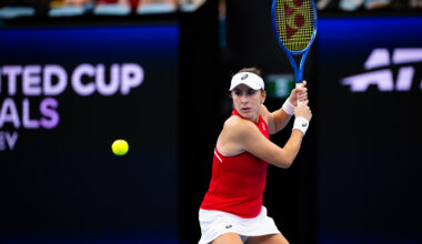 Bencic, Bergs split three-setters to send Belgium vs. Switzerland to doubles