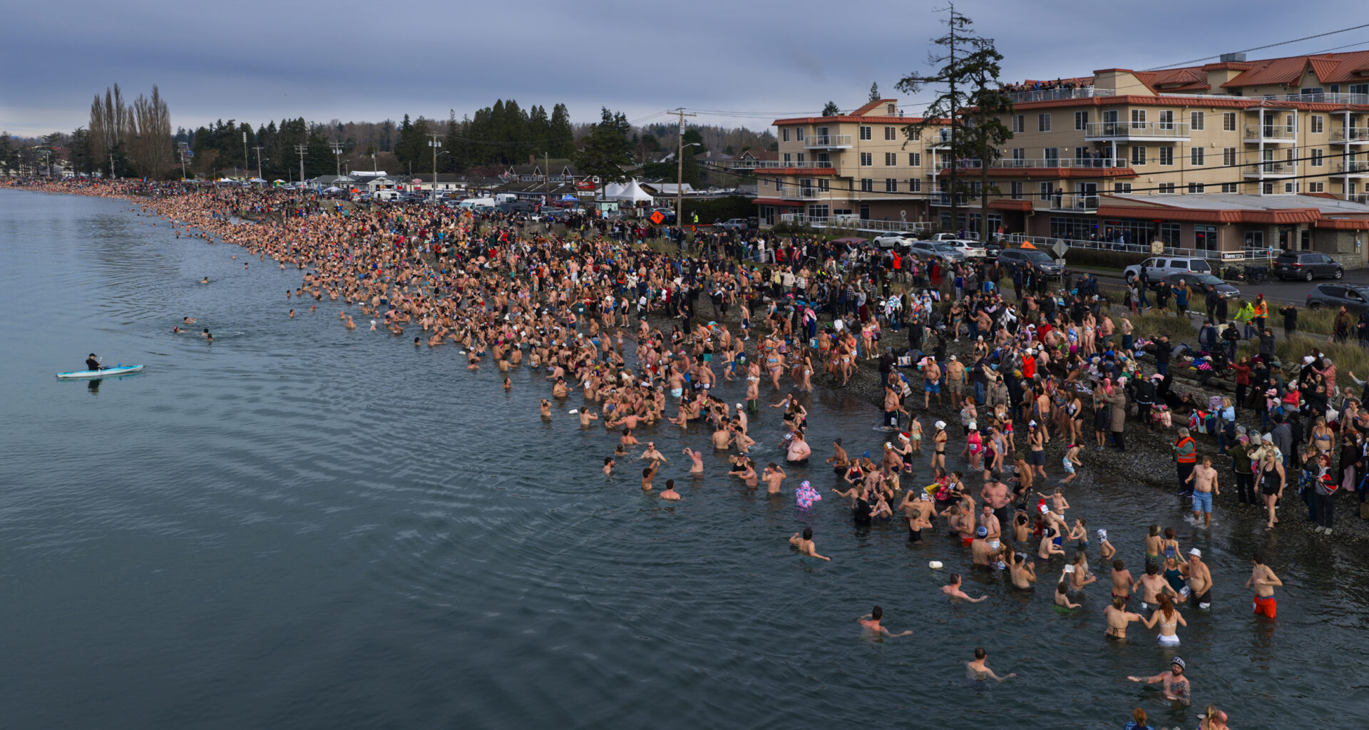 New Year's Day polar bear dip didn't break the Guinness World Record