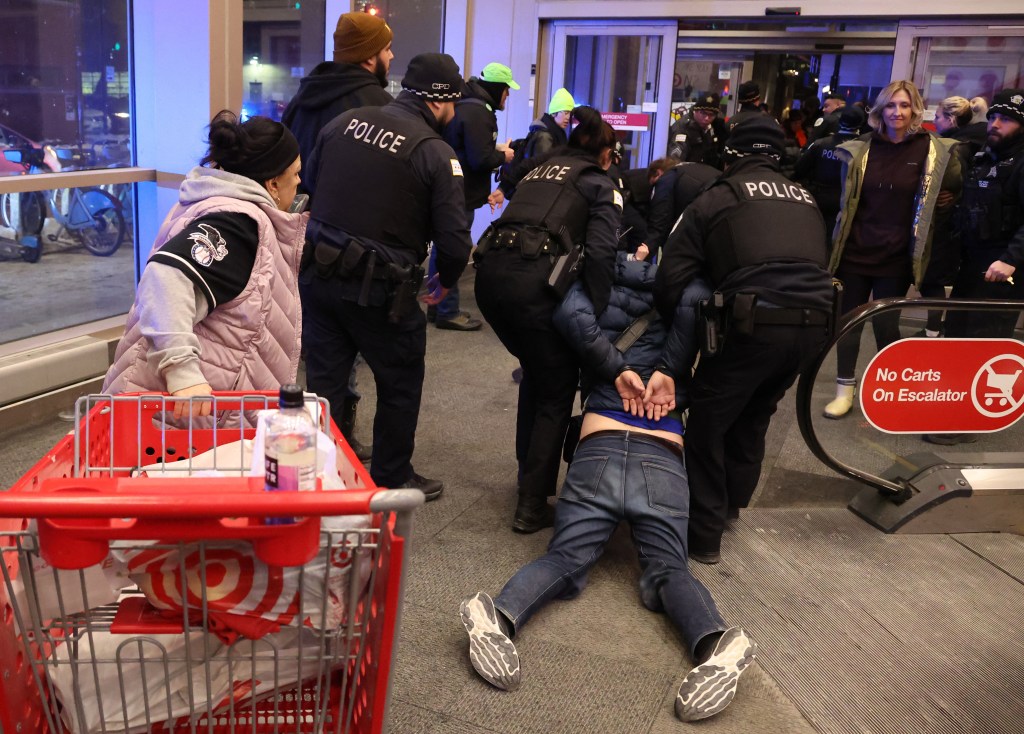 7 detained outside Chicago Target as protesters demand retailer stand against ICE