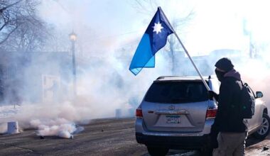 NBA postpones Timberwolves-Warriors game in Minneapolis after fatal shooting by federal officer