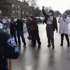 Man offers medical assistance for victim shot in Minneapolis: “I’m a physician” - ICE agent responds “I don’t care”