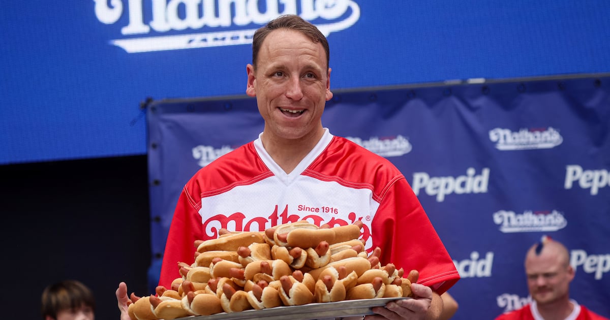 Hot Dog Chain Sends MAGA Into Total Meltdown