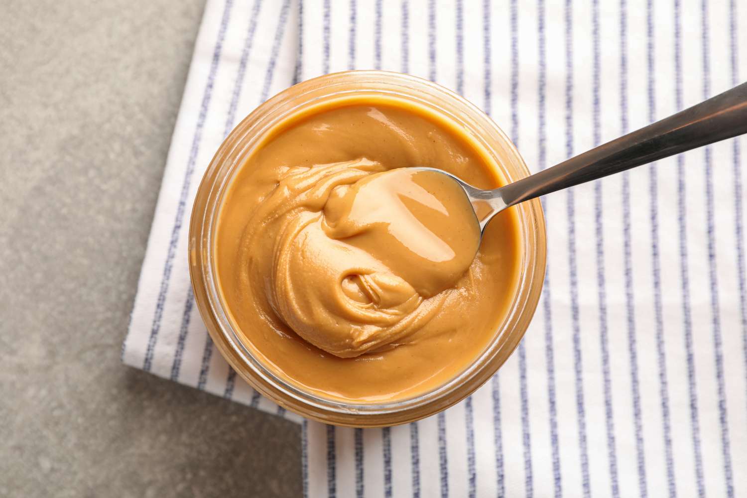 7 Dietitian-Approved Tips for Choosing the Healthiest Peanut Butter
