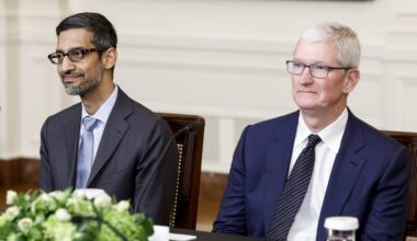 What Apple’s AI deal with Google means for the two tech giants, and for $500 billion ‘upstart’ OpenAI - Fortune