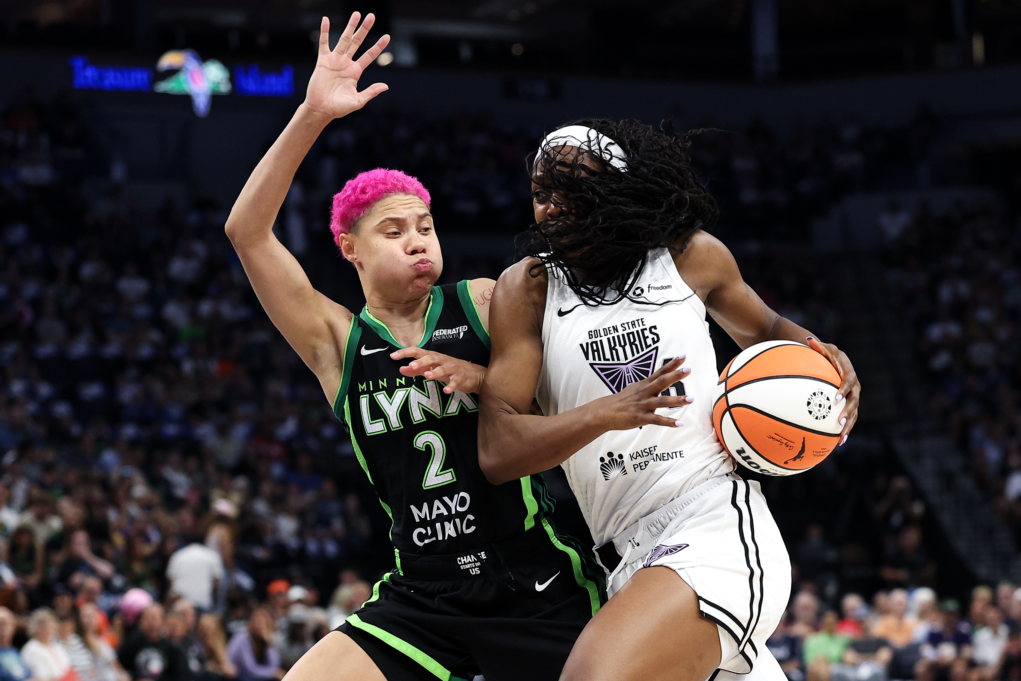 MINNEAPOLIS, MINNESOTA - SEPTEMBER 14: Kaila Charles #6 of the...