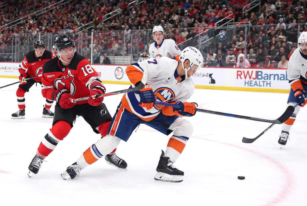 NHL trade grades: Devils clear cap space with Palat trade, Islanders get depth, draft capital