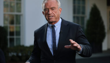 FDA deletes warning on bogus autism therapies touted by RFK Jr.‘s allies