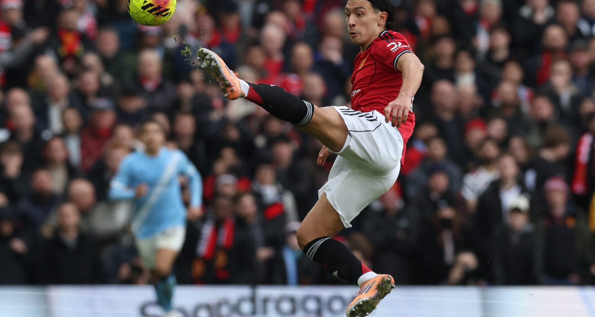 Nicky Butt's Lisandro Martinez comment was harsh anyway but 62nd minute moment left him looking foolish