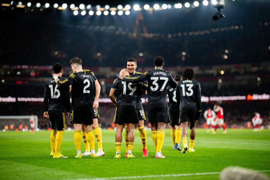 Manchester United celebrate goal against Arsenal.