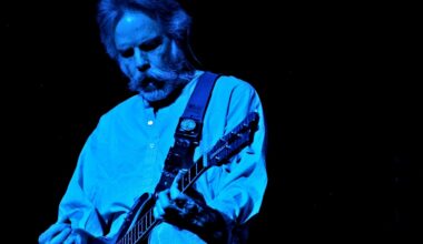 Grateful Dead Archivist Remembers 'Unabashed Rock Star' Bob Weir