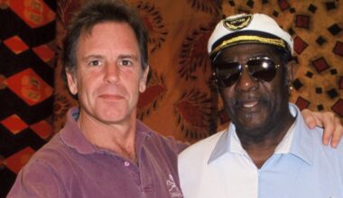 Bob Weir Said This Rock and Roll Pioneer Was His Favorite Musician To Play With (and You Won’t Guess Who It Is)