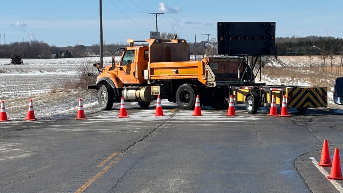 Manhattan school bus crashes in suburbs, 1 dead, 11 injured – NBC Chicago