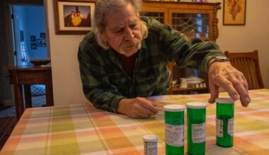 ‘Just hell’: Oregon Medical Group patients stranded without pain medications