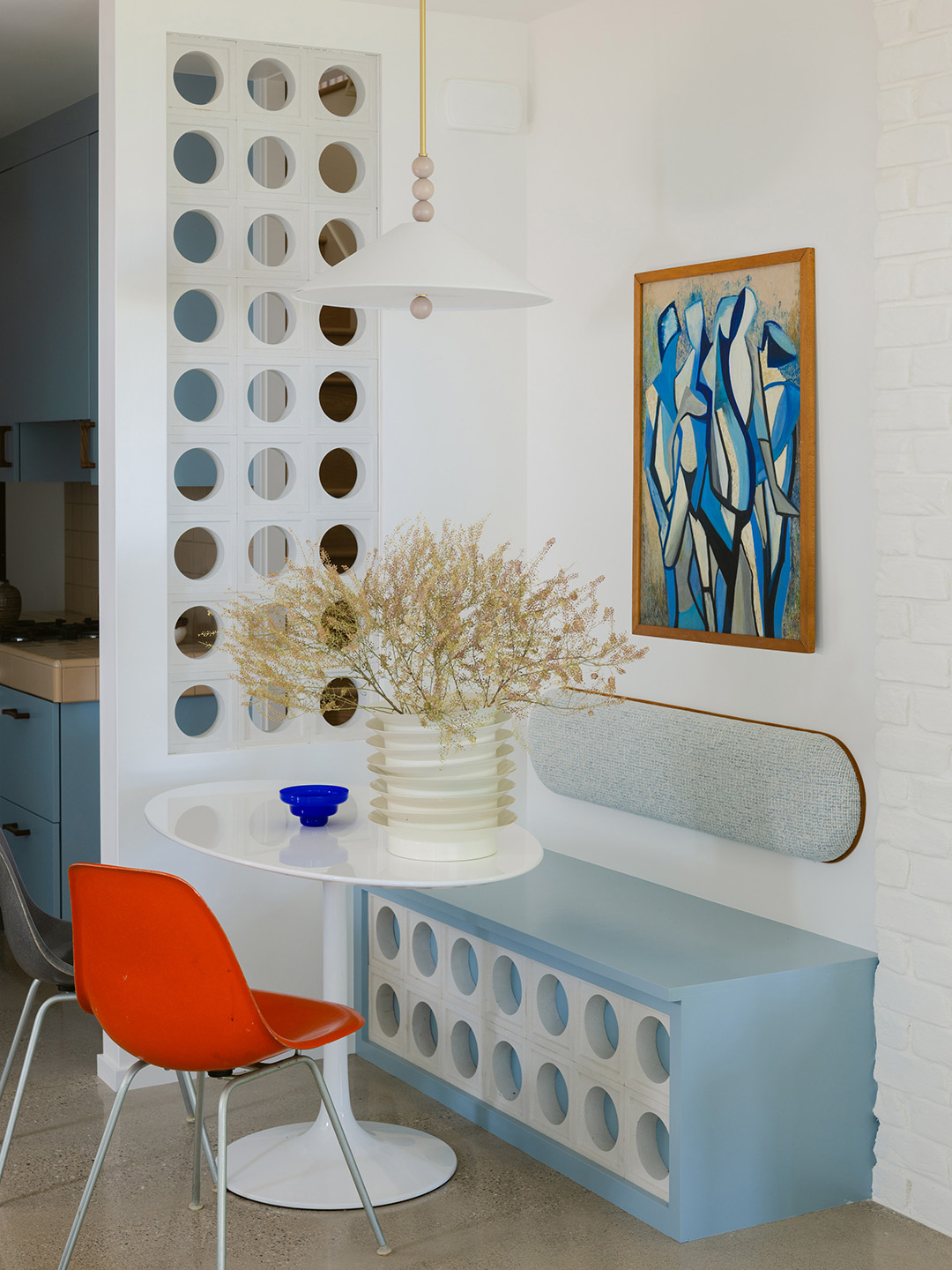 breezeblock banquette