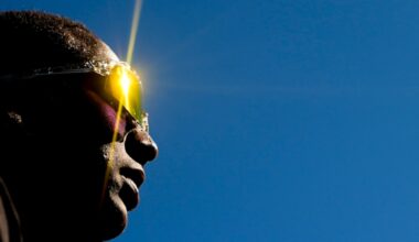 Yankees add some right-handed power on heels of Cody Bellinger return