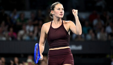 Back-to-back Top 10 wins! Kostyuk upsets Andreeva to make Brisbane semis