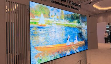 A stunning Wallpaper set, glorious Micro RGB colors and a better Gallery TV