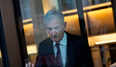 Poker-faced Powell may have ace up sleeve to stymie Trump's Fed shakeup
