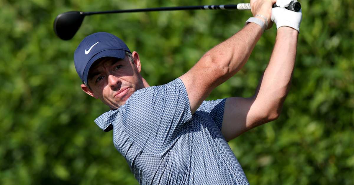 Final-hole mishaps by Rory McIlroy, Shane Lowry open door for Nacho Elvira to win Dubai Invitational - PGA Tour