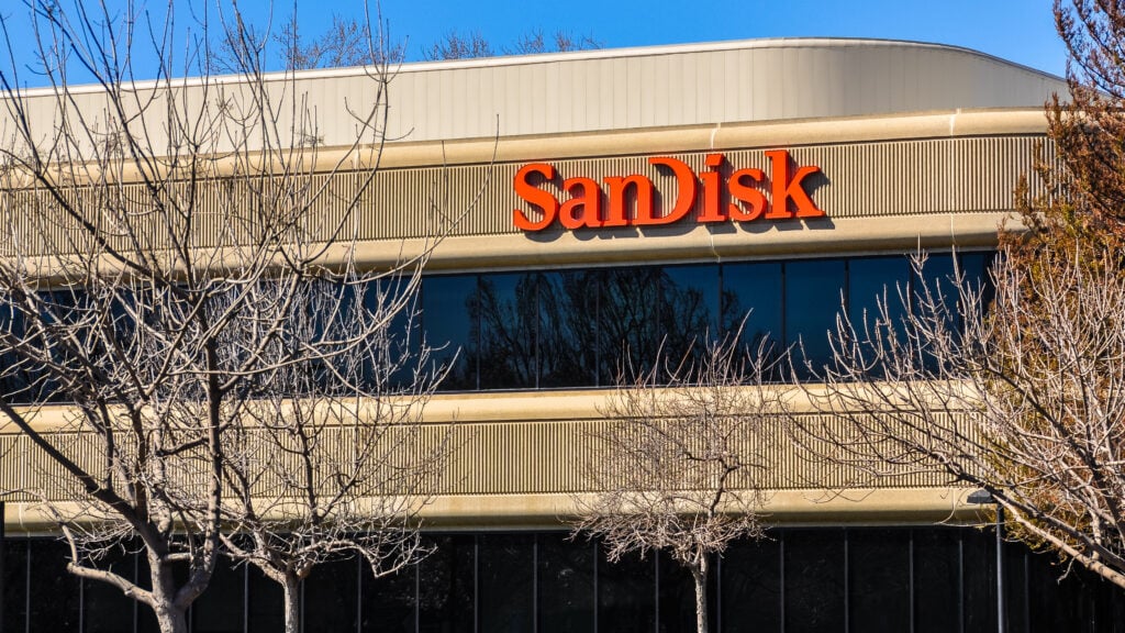 SanDisk Stock Is Trending Overnight: Here's What You Should Know - SanDisk (NASDAQ:SNDK)