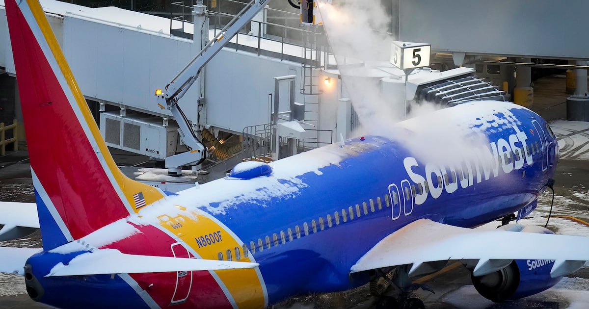 Dallas-Fort Worth preparing for snow, ice as forecast upgraded to winter storm warning