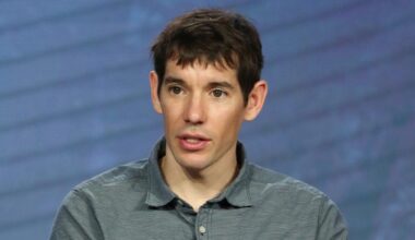 Netflix Postpones Alex Honnold 'Skyscraper Live' Climb Due to Weather