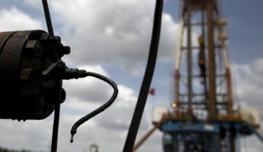 Trump moves to block courts from seizing Venezuelan oil revenue in US accounts