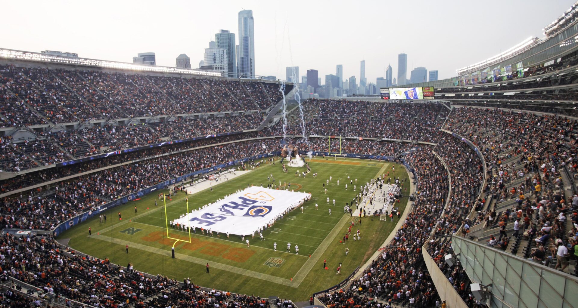 Updated Weather Forecast for Bears' Playoff Game vs. Rams After Issuing Safety Advisory