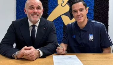 Giacomo Raspadori signs the contract with Atalanta after his transfer from Atletico Madrid