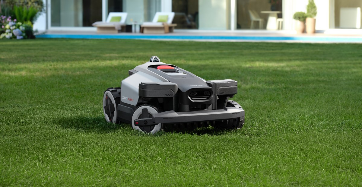 Roborock launches its first robot lawn mower in the US
