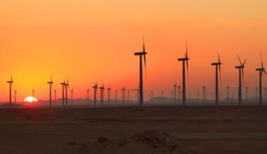 Egypt signs renewable energy deals worth $1.8 billion