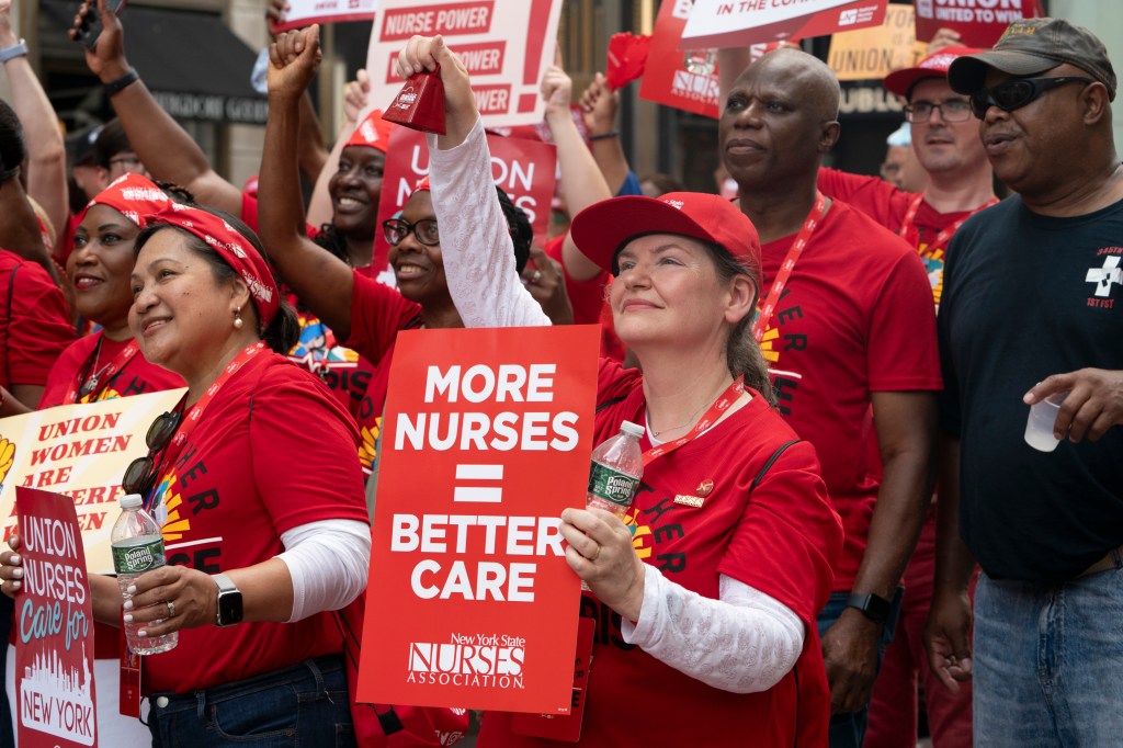 Aprox 20,000 nurses poised to strike at hospitals across NYC when the NYE ball drops