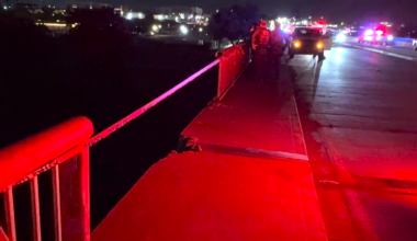 YFD responds to vehicle in Colorado River
